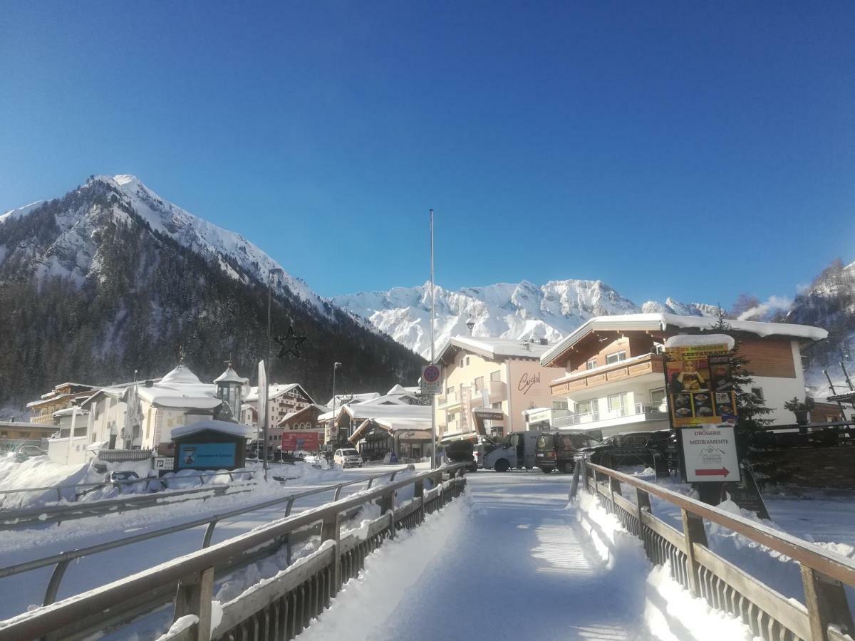 Chasa Val Bella Appartement Samnaun Buitenkant foto